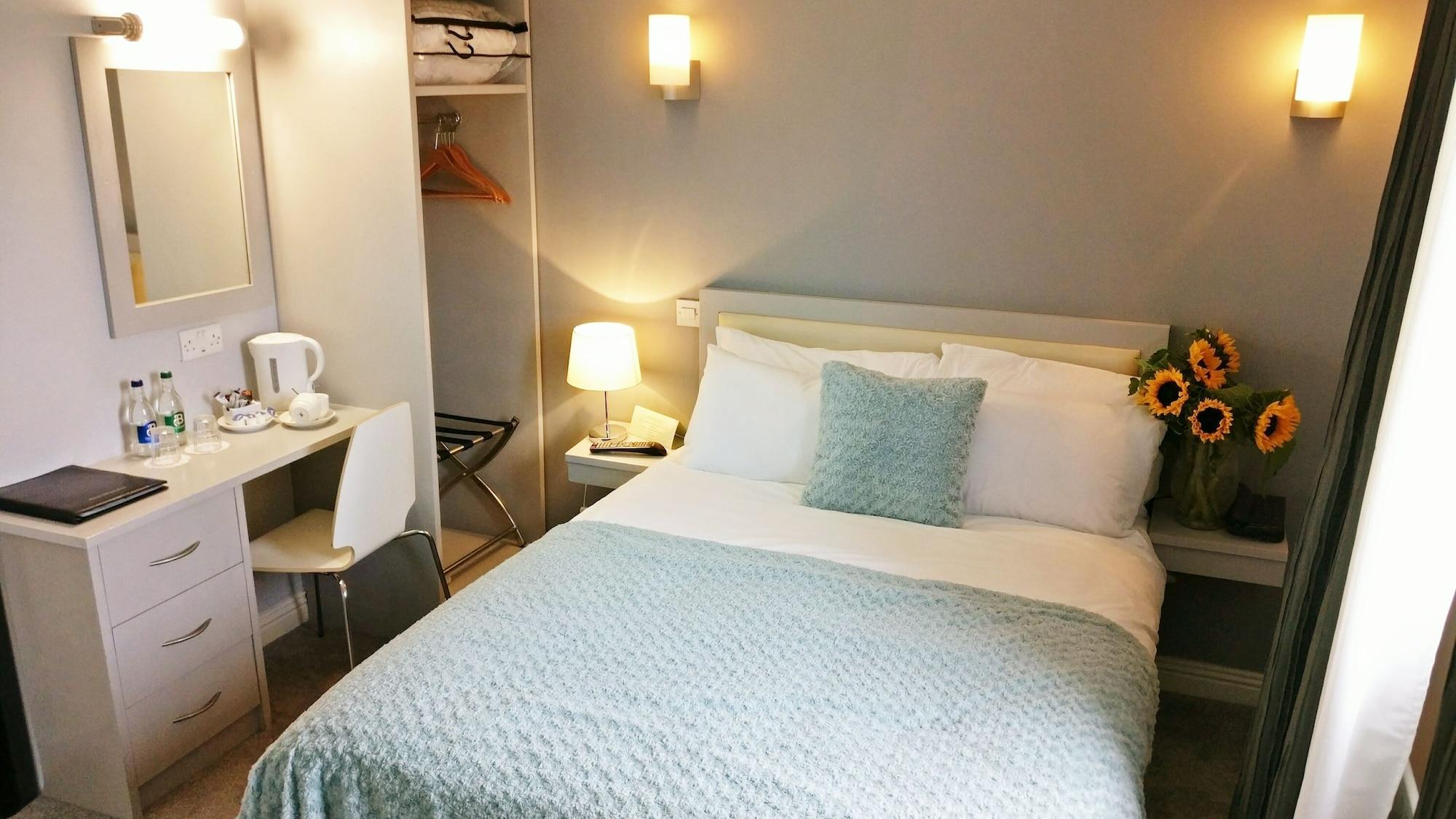 The Pier Hotel Лимерик Экстерьер фото