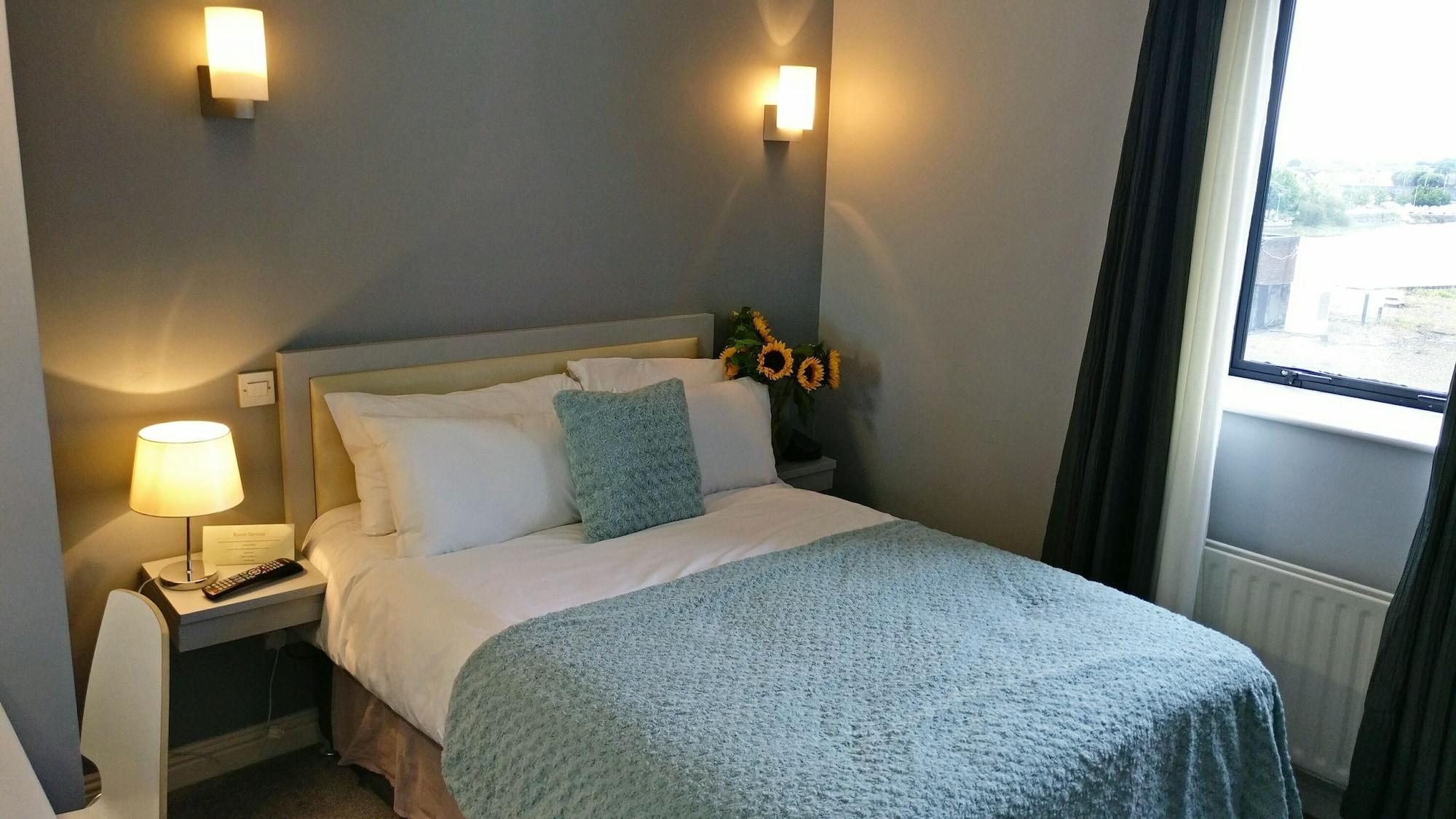 The Pier Hotel Лимерик Экстерьер фото