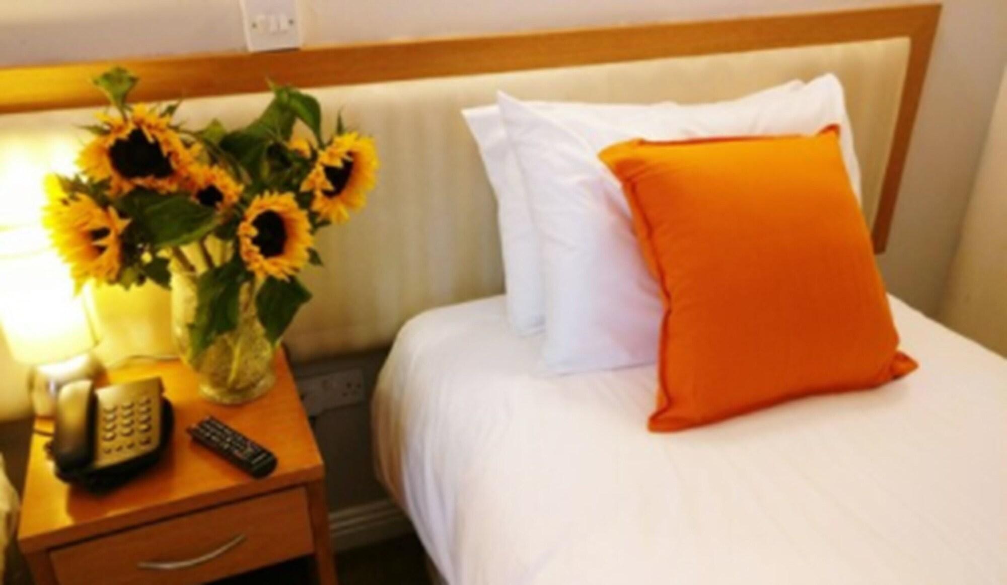 The Pier Hotel Лимерик Экстерьер фото