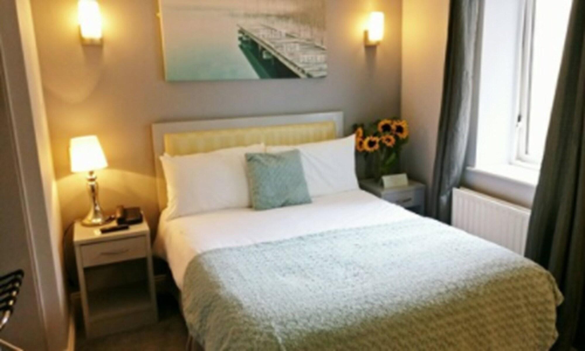 The Pier Hotel Лимерик Экстерьер фото